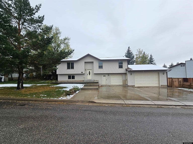 437 Twin Ridge Ave photo 2