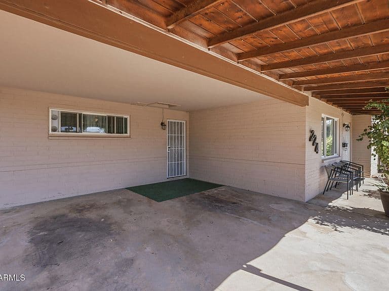 224 E GARFIELD Street photo 3