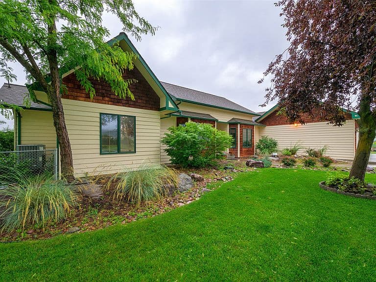 18050 Mullan Rd photo 5