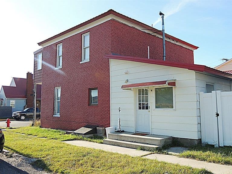 2 Cherry St photo 2