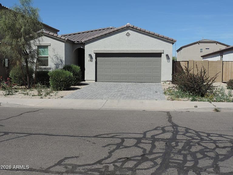 1718 W TOLTEC Drive photo 1