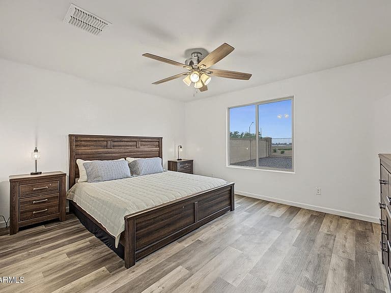 25393 W YANEZ Avenue photo 3
