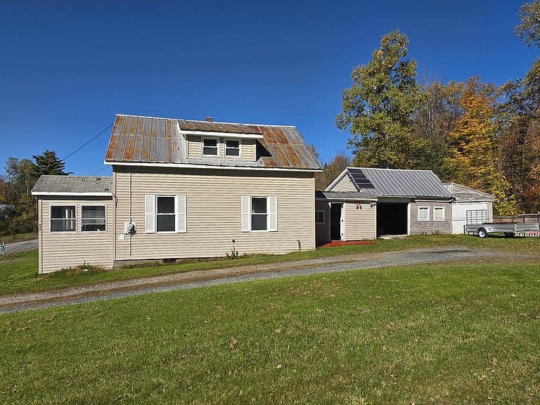360 Pond Hill Road photo 4