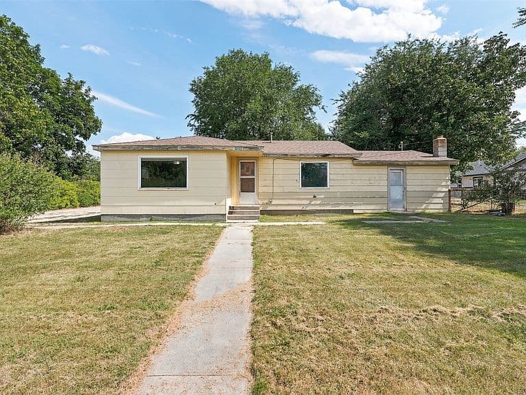 468 Cooper Ln photo 3