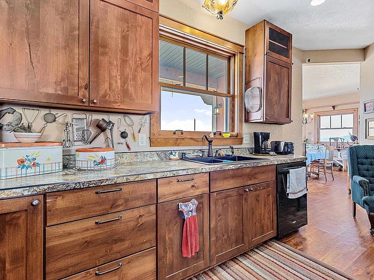 18300 E Highway 44 photo 3