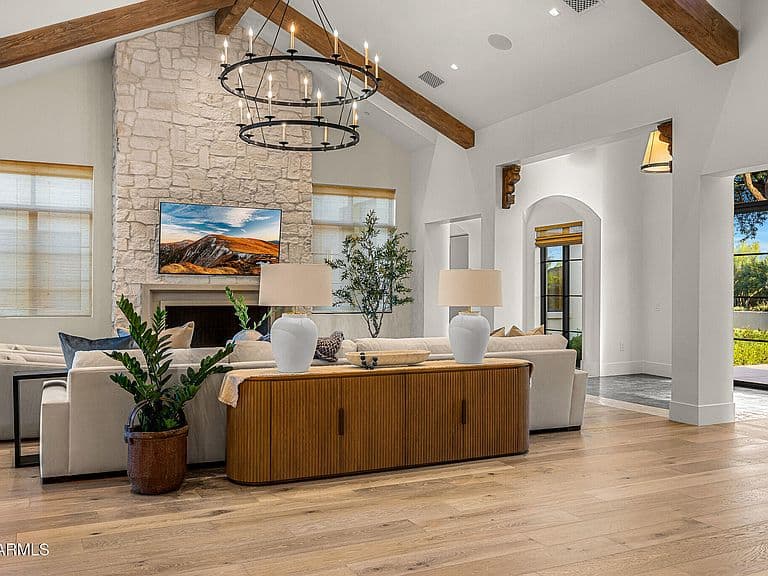 6126 E JOSHUA TREE Lane photo 4