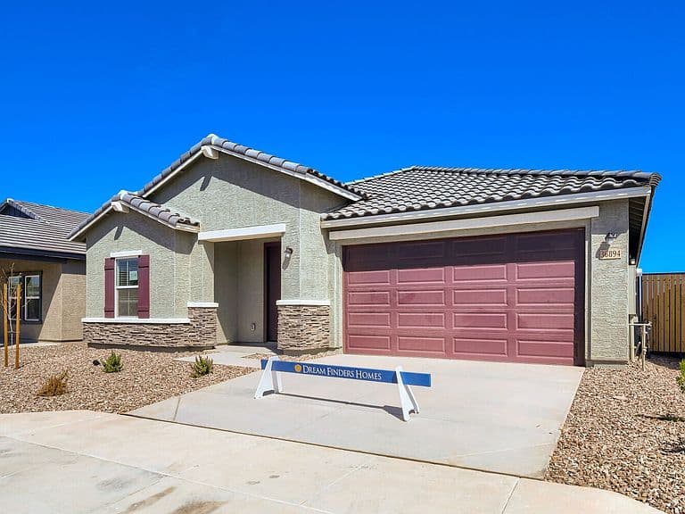36894 W Nina St photo 3