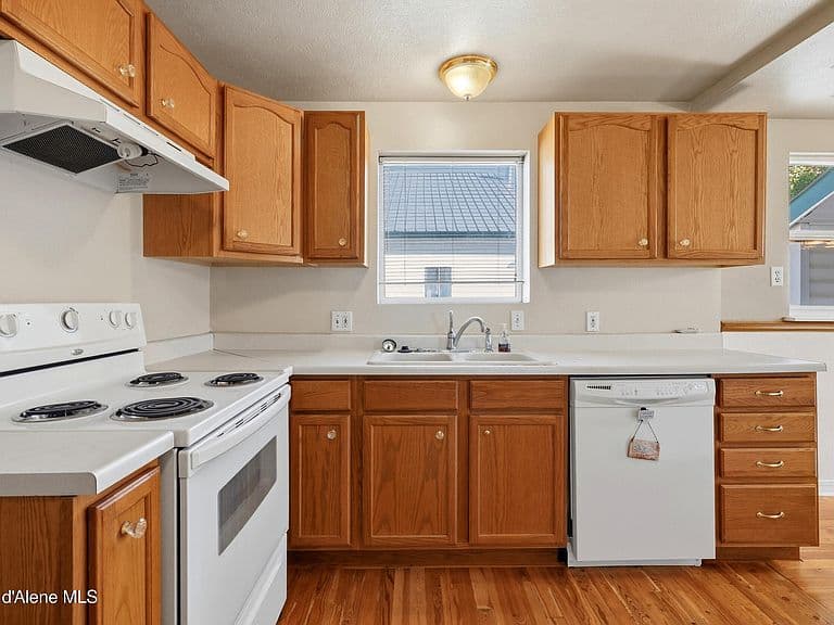 7666 W Lewis St photo 4