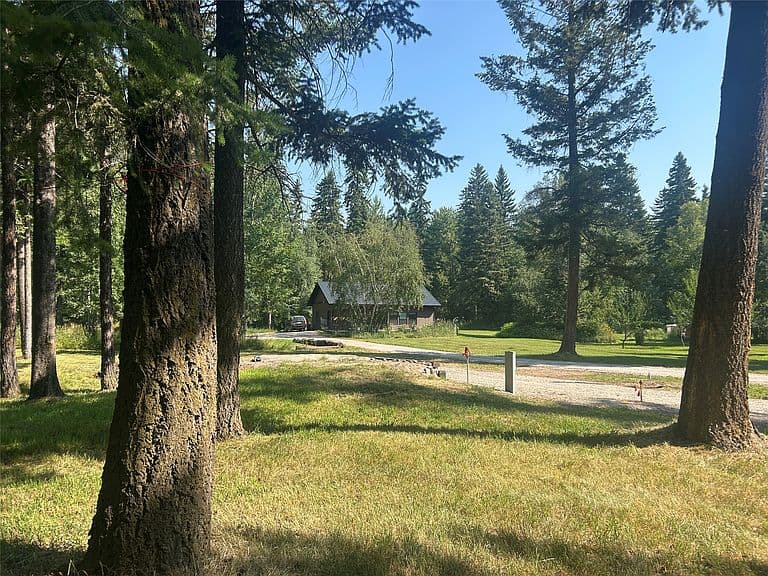 232 Toftum Ln photo 3