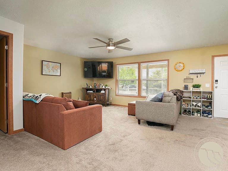 3505 Howard Ave photo 5