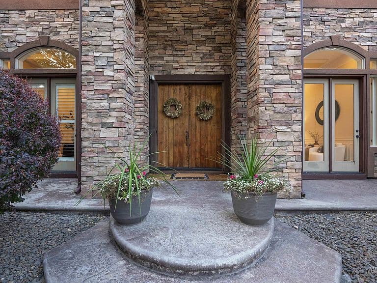 468 E Forest Ridge Dr photo 3