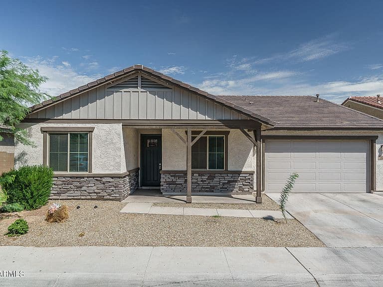 10962 W MCKINLEY Street photo 1
