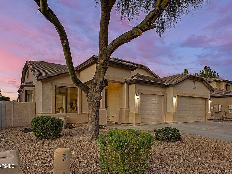 17938 W CARMEN Drive photo 1