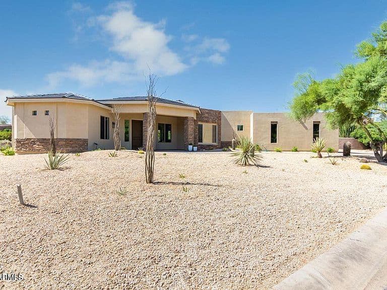 27808 N Desierto Drive photo 3