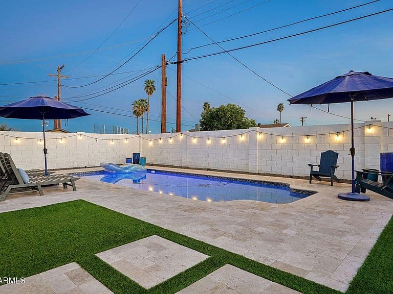 7339 E Wilshire Dr photo 1