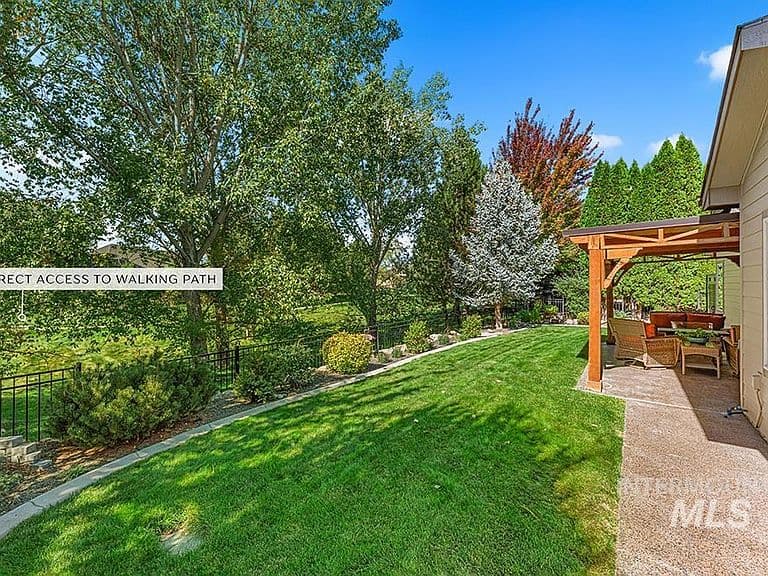6737 N Moon Drummer Way photo 3