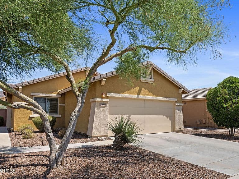 1702 W OWENS Way photo 1