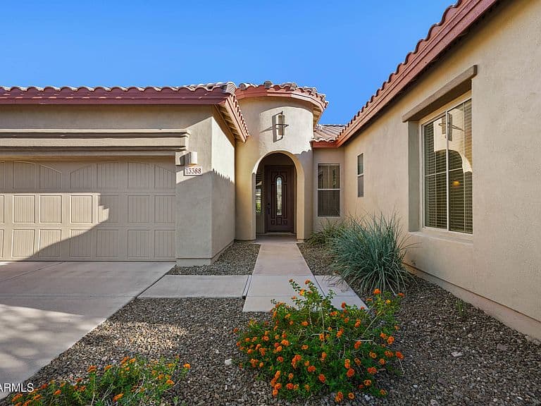 13388 W CHAPAROSA Way photo 4