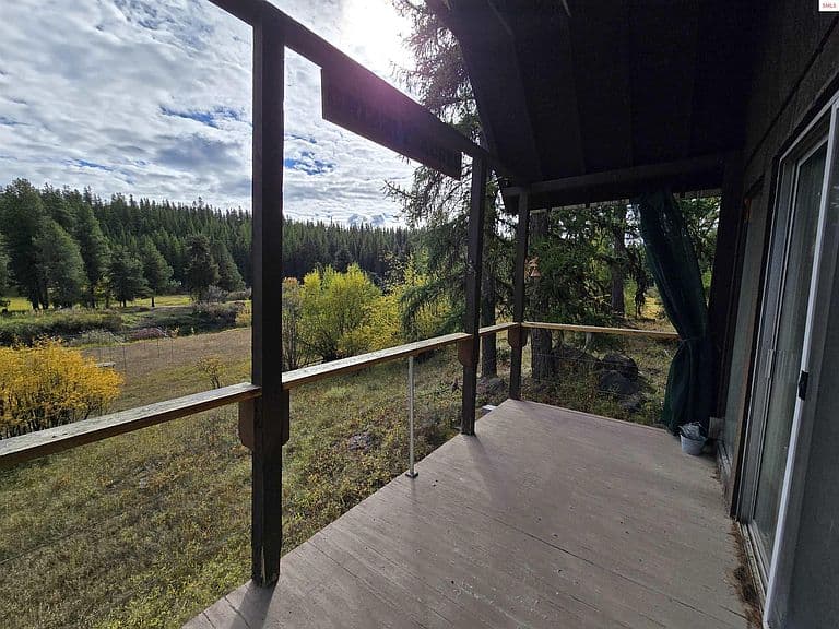 338 River View Dr photo 5
