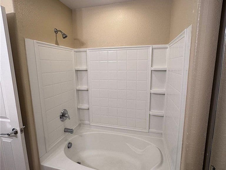 8949 Careful Canvas Ave photo 5