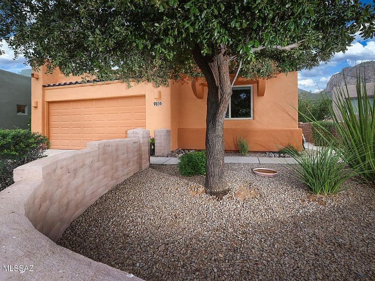 9836 N Wide Sky Dr photo 4