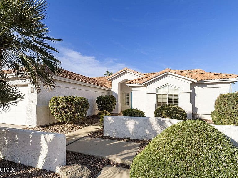 25222 S BUTTONWOOD Drive photo 1