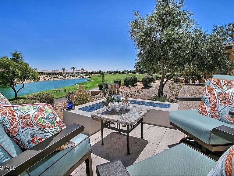 36607 N STONEWARE Drive photo 1