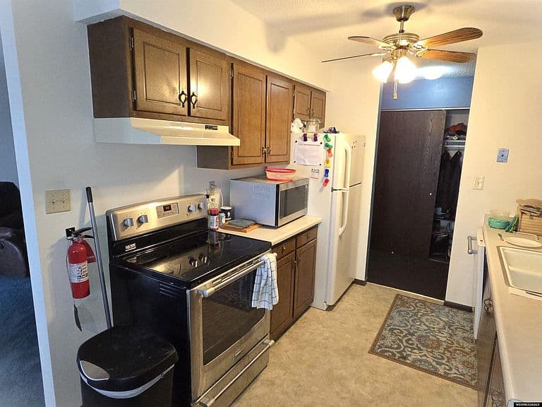 4460 S Poplar 201c St photo 2