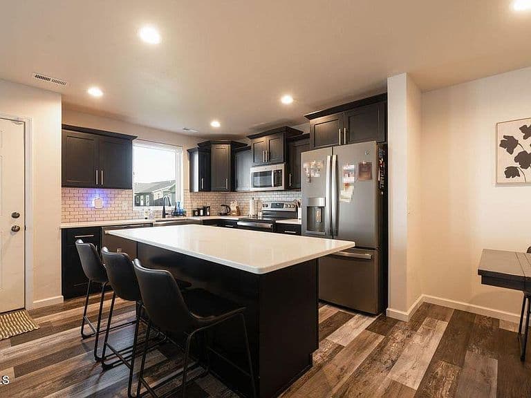 3309 Kenner Loop photo 2