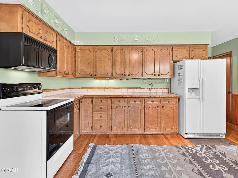 22 Forrest Ct NW photo 4