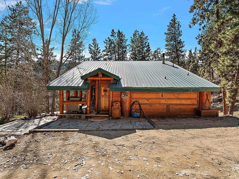 32 Leprechaun Ln photo 1