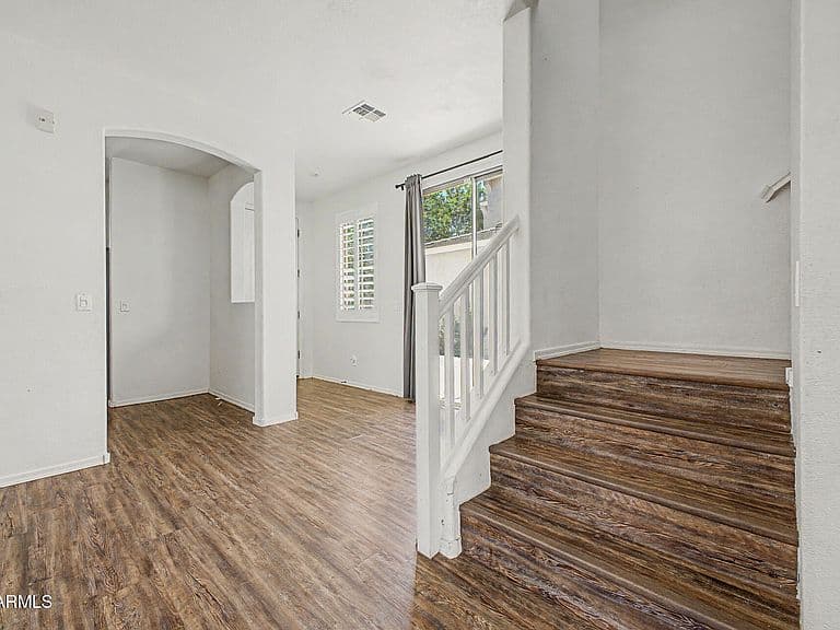 1822 E ELLIS Street photo 5