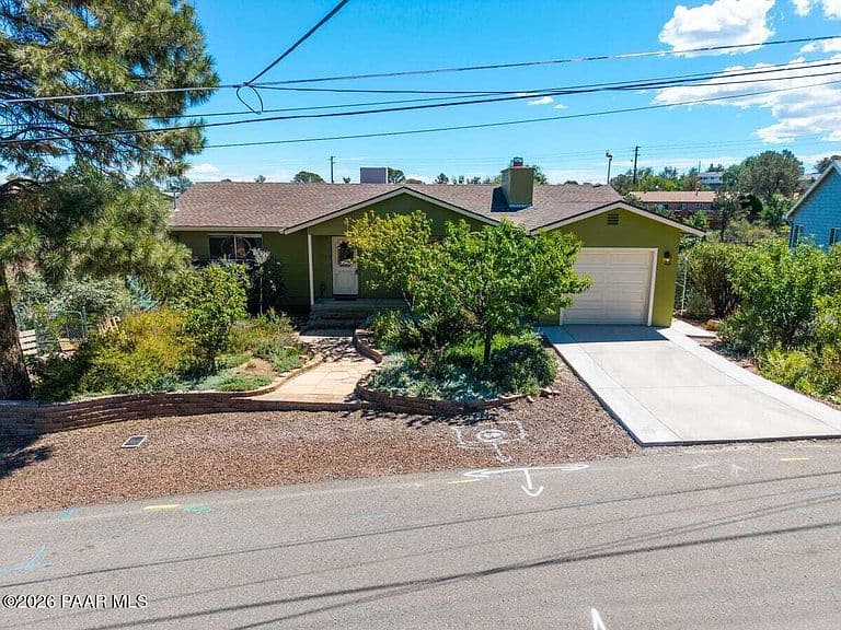 2241 Alta Vista Pl photo 1