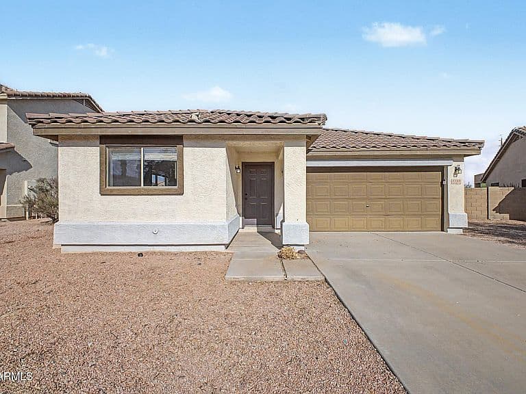 1137 S BRICE -- photo 1