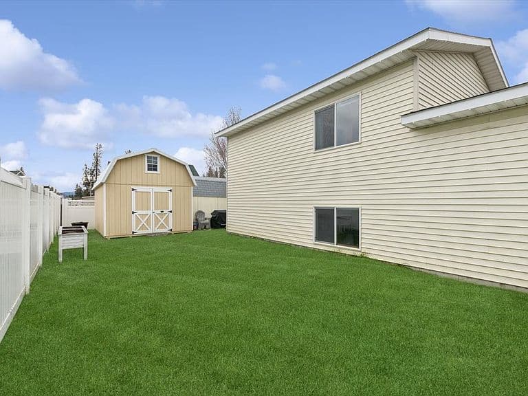 7 Grace Rd photo 5
