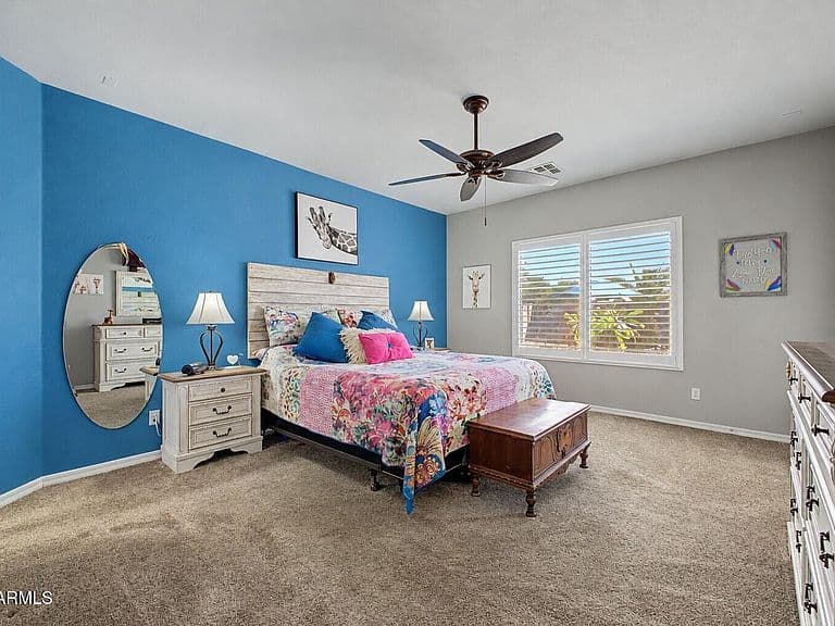 11127 E SOMBRA Avenue photo 4