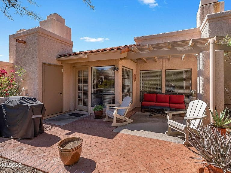 7601 N Calle Sin Envidia photo 1