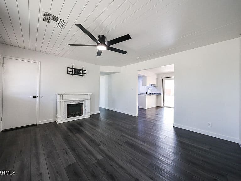 310 5TH Avenue W photo 5