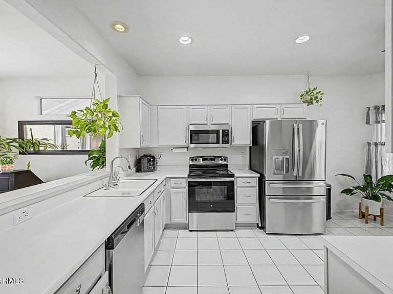 15612 W GRAND CREEK Lane photo 4