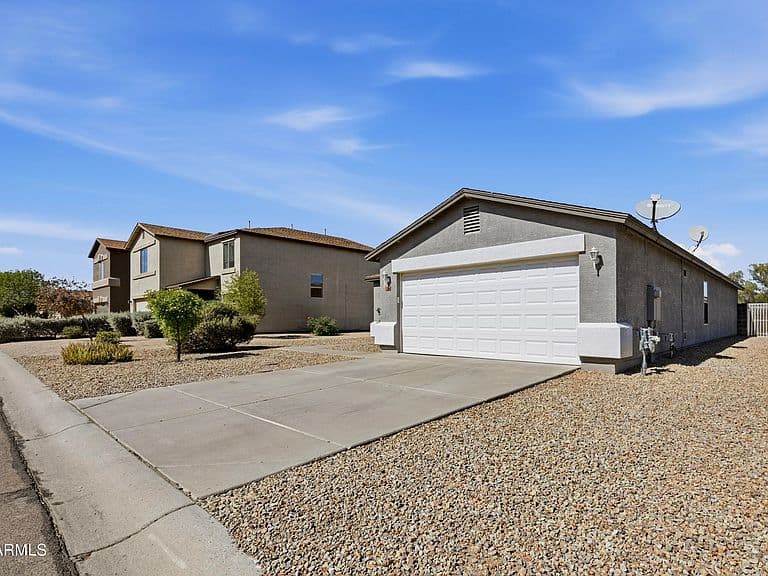 1244 E DESERT ROSE Trail photo 3