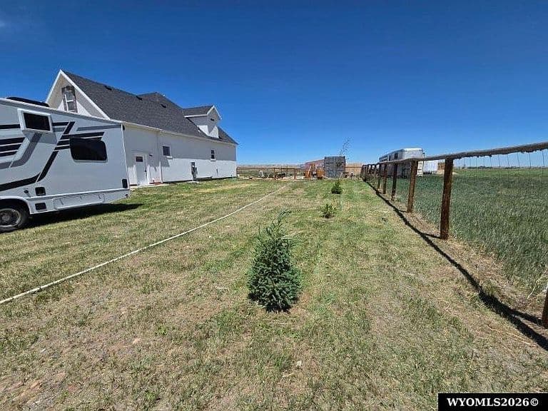 165 Kelli Way photo 2
