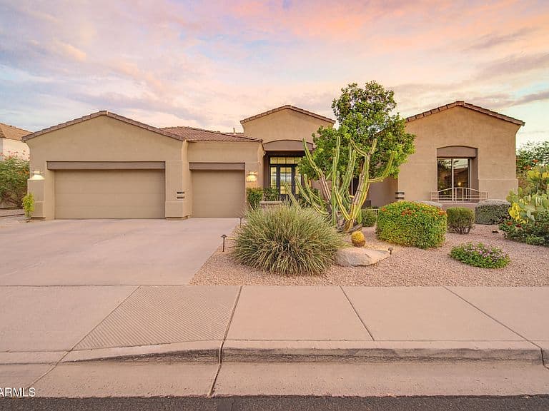 7413 E Wing Shadow Road photo 1