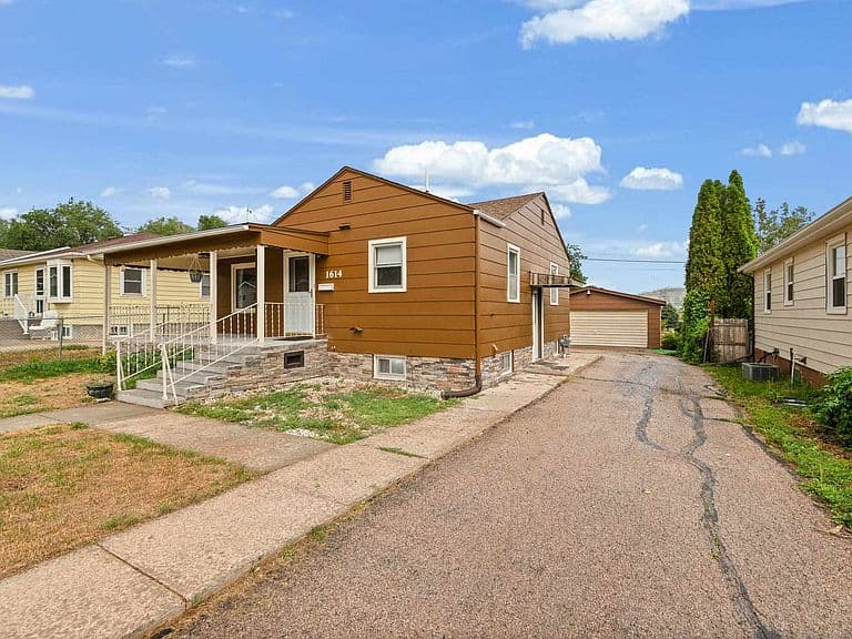 1614 Boulder St photo 1