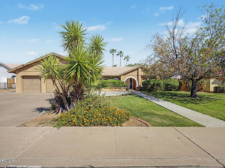 15217 N 60TH Street photo 2