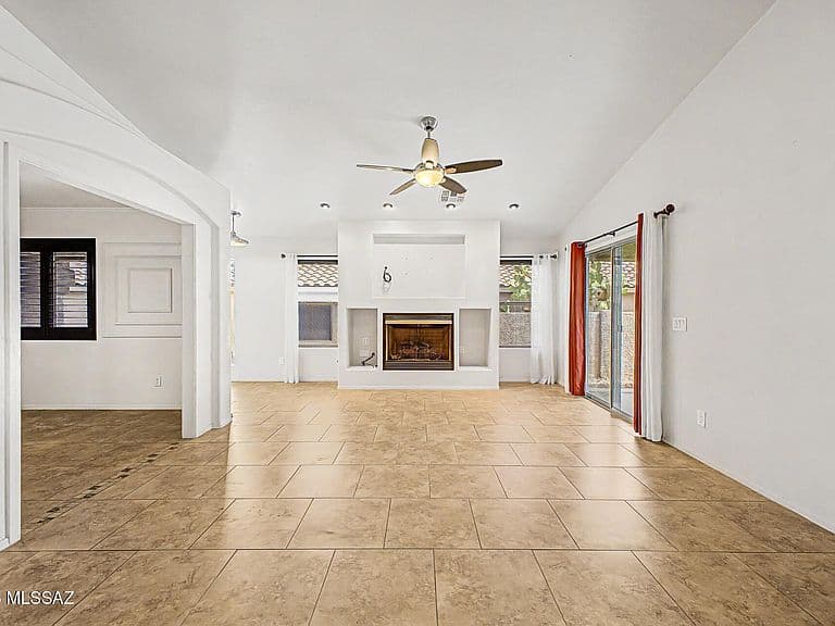 39335 S Old Arena Dr photo 5