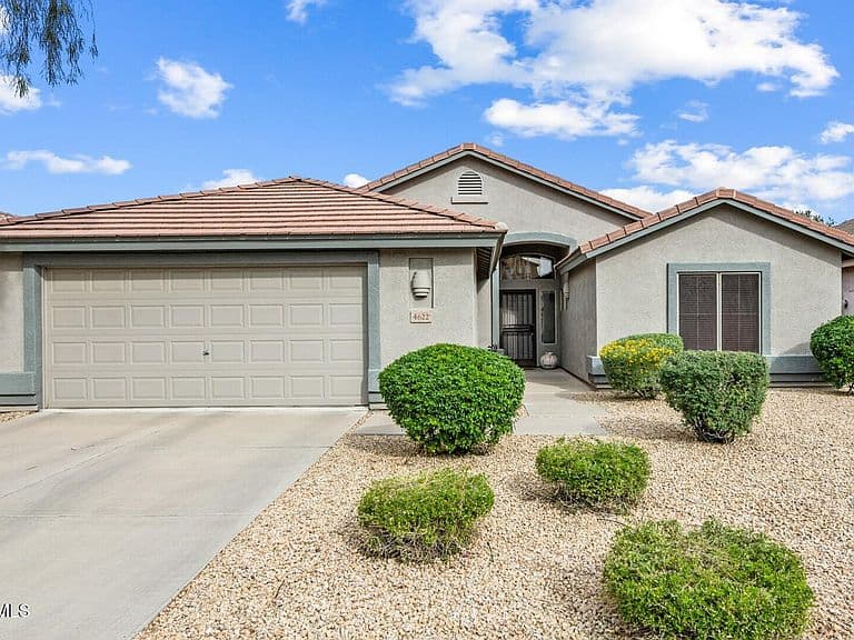 4622 E THORN TREE Drive photo 3