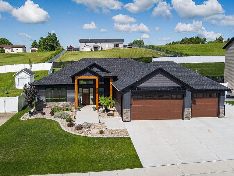 5342 Titanium Dr photo 2