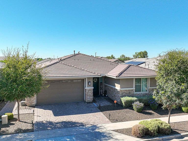 14665 W CORRINE Drive photo 3