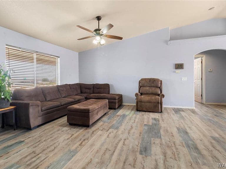 10010 N Concho Drive photo 5