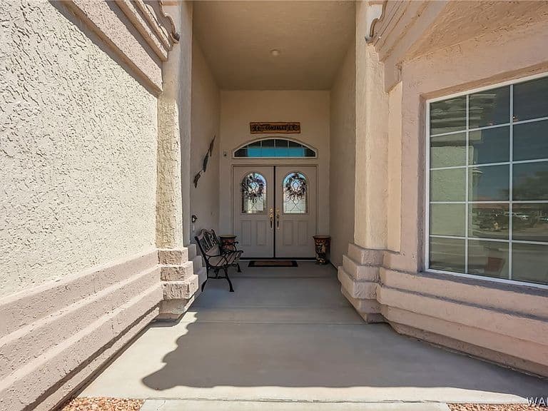 2521 Majestic Way photo 5